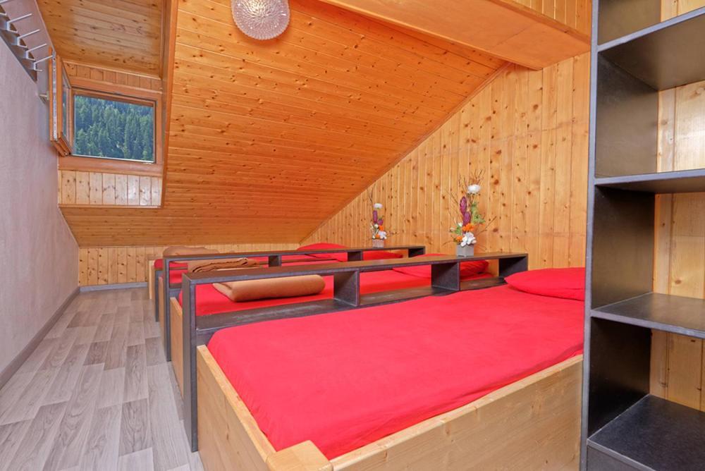 A Pousada Petit Velan - Coworking & Coliving Bourg-Saint-Pierre Exterior foto