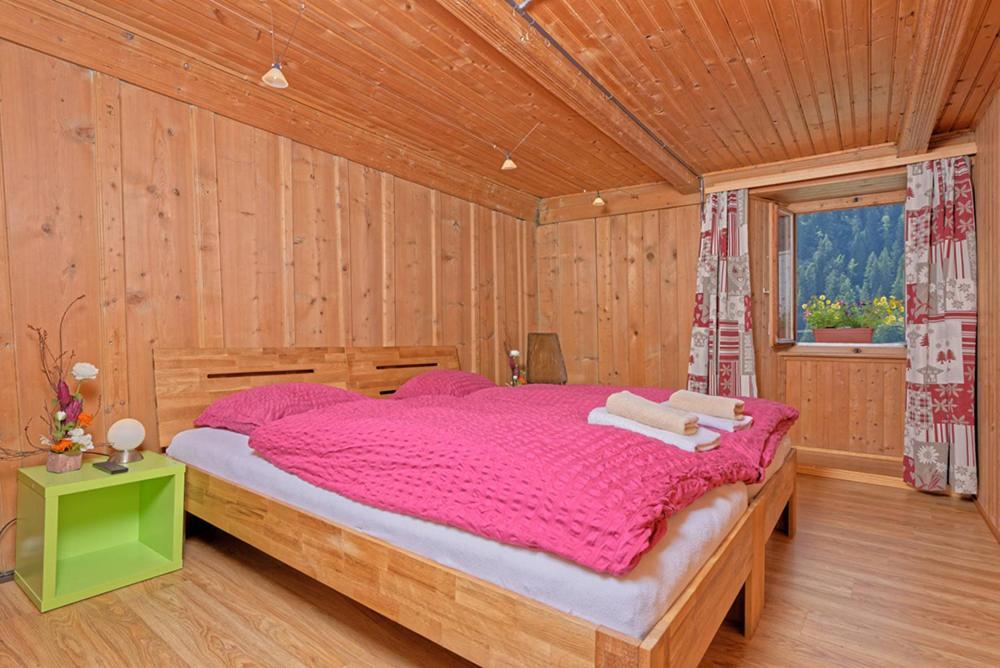A Pousada Petit Velan - Coworking & Coliving Bourg-Saint-Pierre Exterior foto